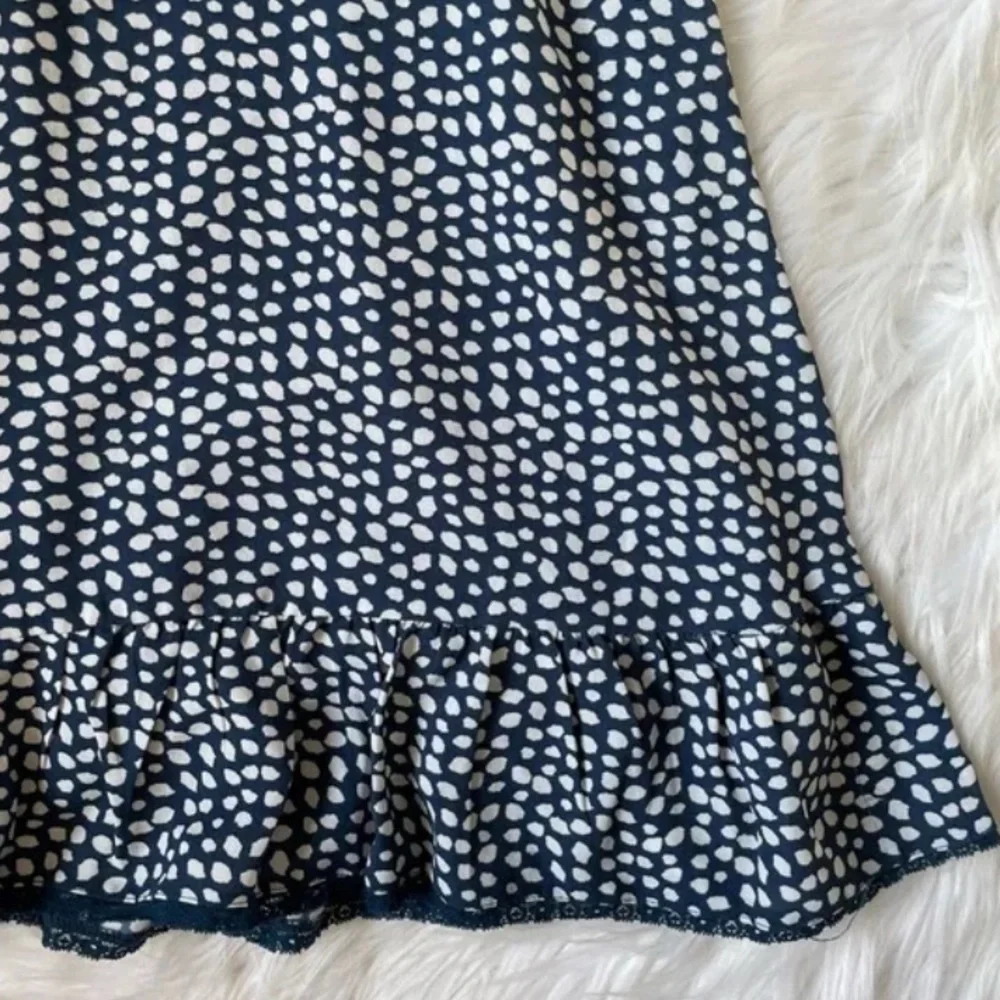 urban outfitters blue white polka dot flutter mini dress - Picture 3 of 4
